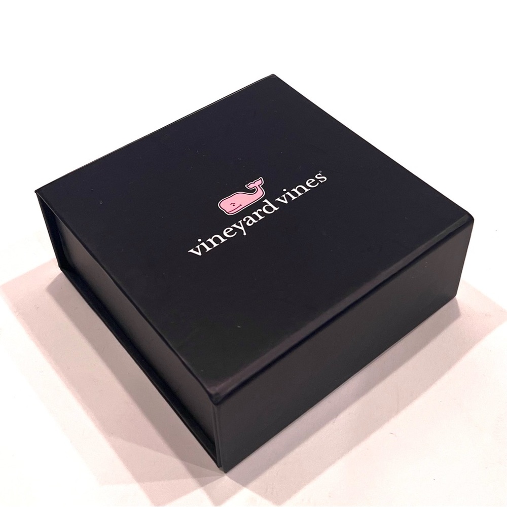 Vineyard Vines Navy Blue Belt Accessory Box w/ Magnetic Closure 5" x 5" x 2" NEW